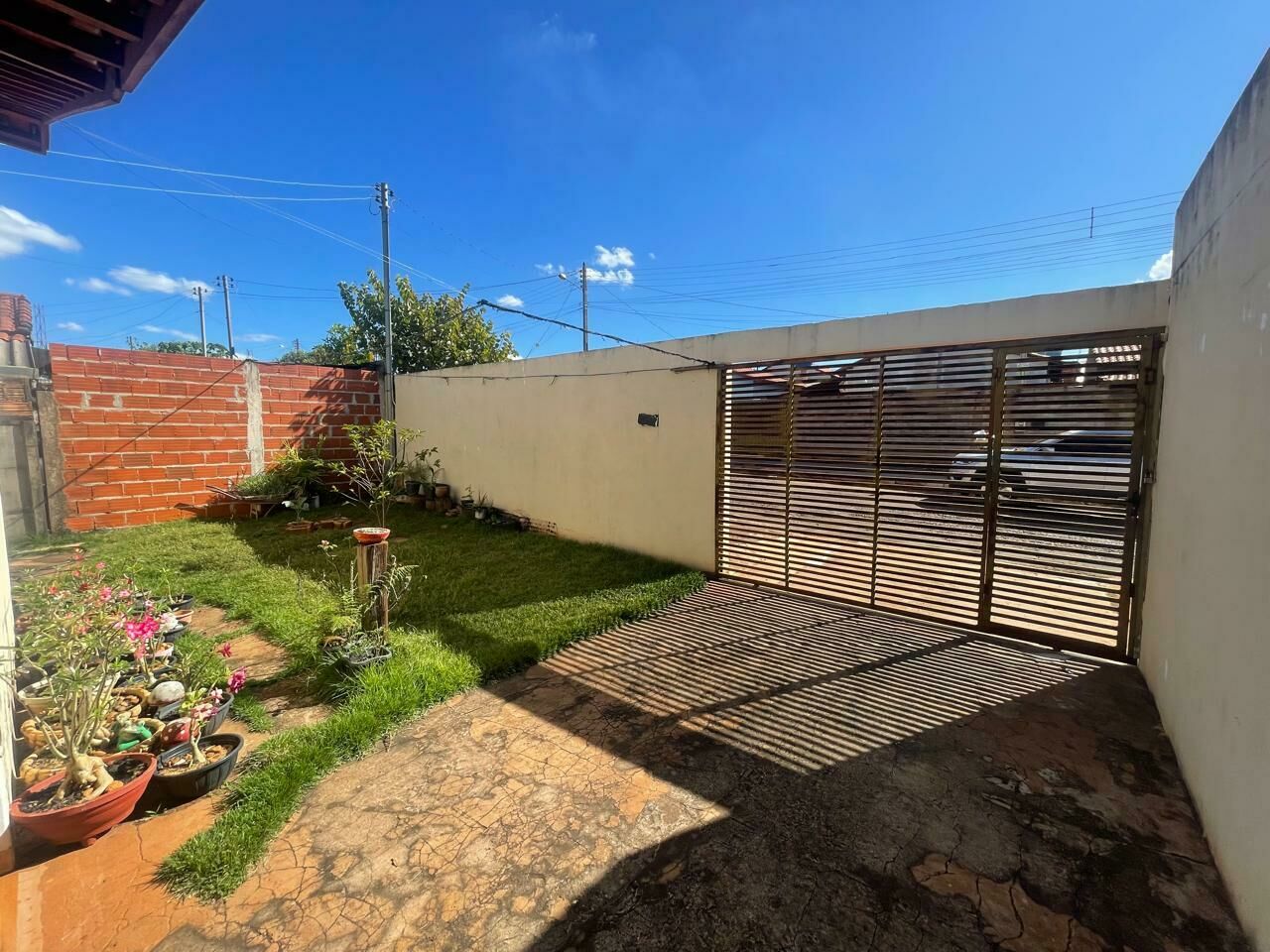 Imagem do VENDA - CASA NO SETOR ÁGUA FRIA